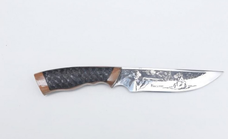 Нож туристический "Охота", орех, резной, Кизляр
