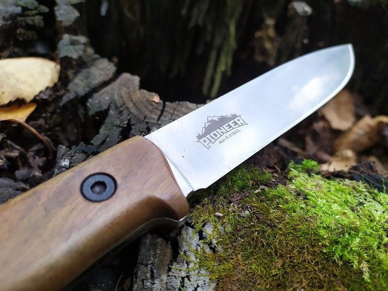 Туристический нож Pioneer (дерево) AUS8 StoneWash от Kizlyar Supreme