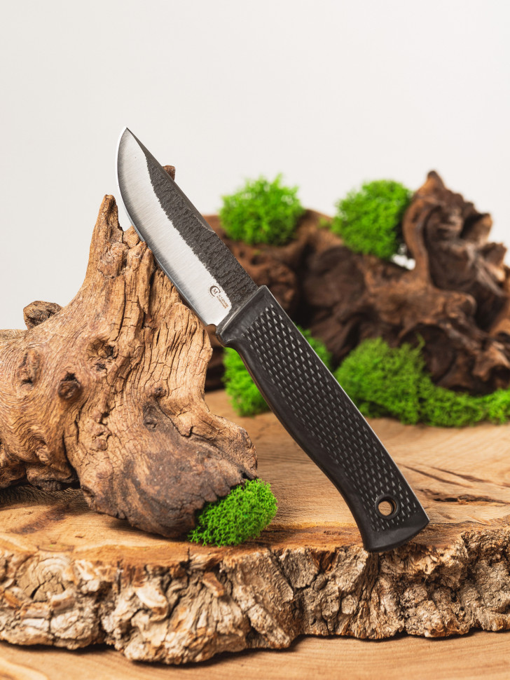 Нож Лесник, ст.Х12МФ, след ковки, рук. Elastron (черный)