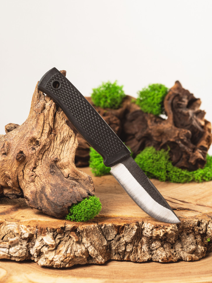 Нож Лесник, ст.Х12МФ, след ковки, рук. Elastron (черный)