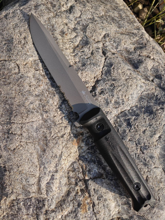 Нож тактический Alpha D2 Serrated SW Kizlyar Supreme