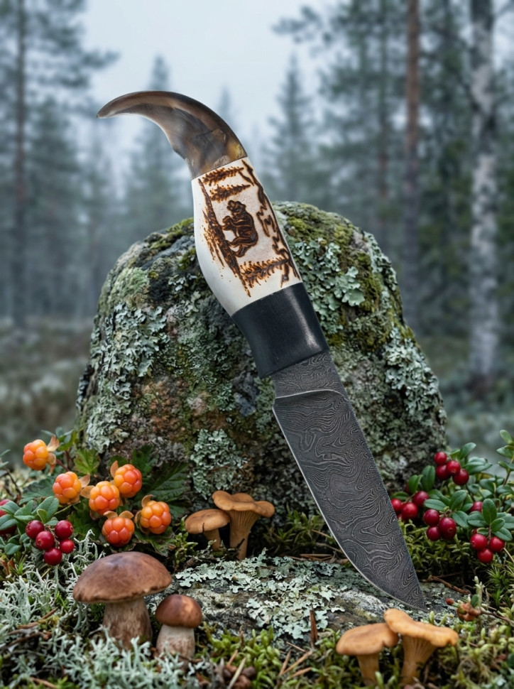 Нож Турист Медведь ( рог лося, дамаск, коготь медведя )