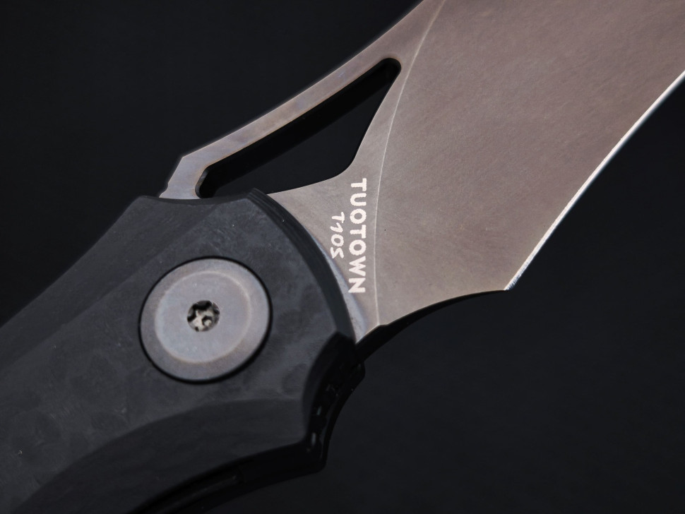 Нож складной TuoTown HAWK Black