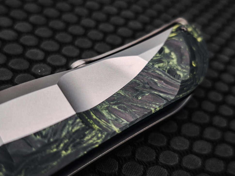 Складной нож Horridus 2 Carbon Tuotown