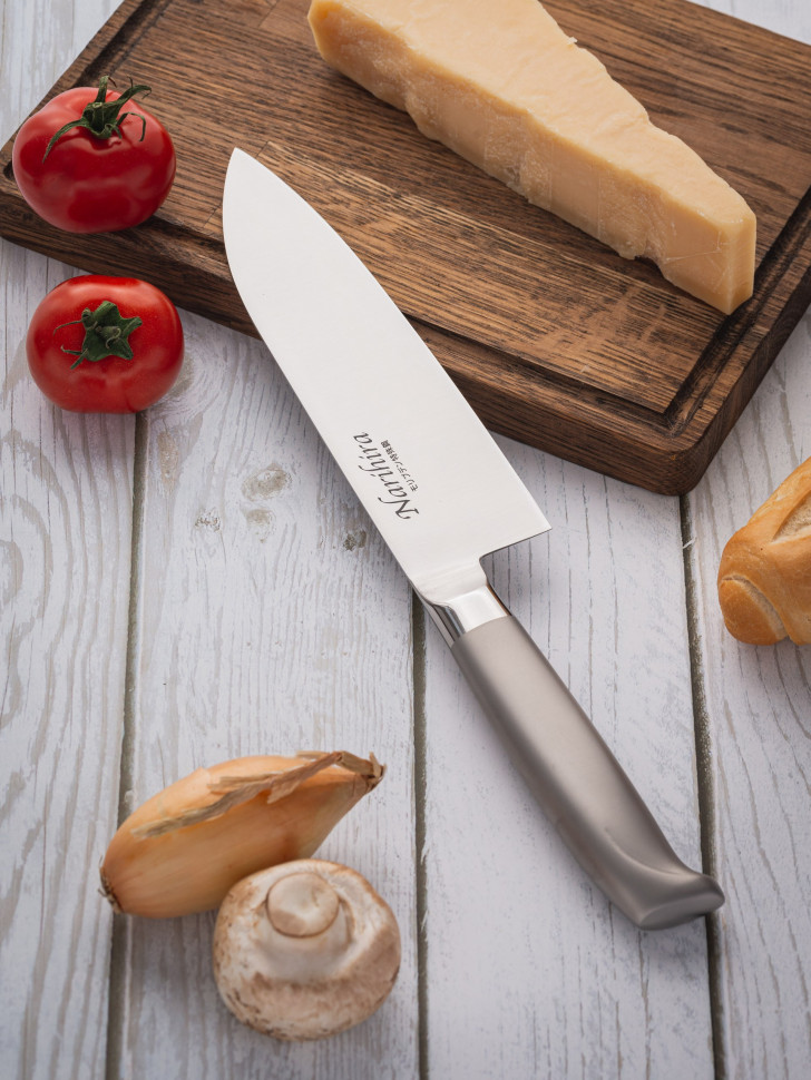 Кухонный нож Сантоку NARIHIRA Fuji Cutlery