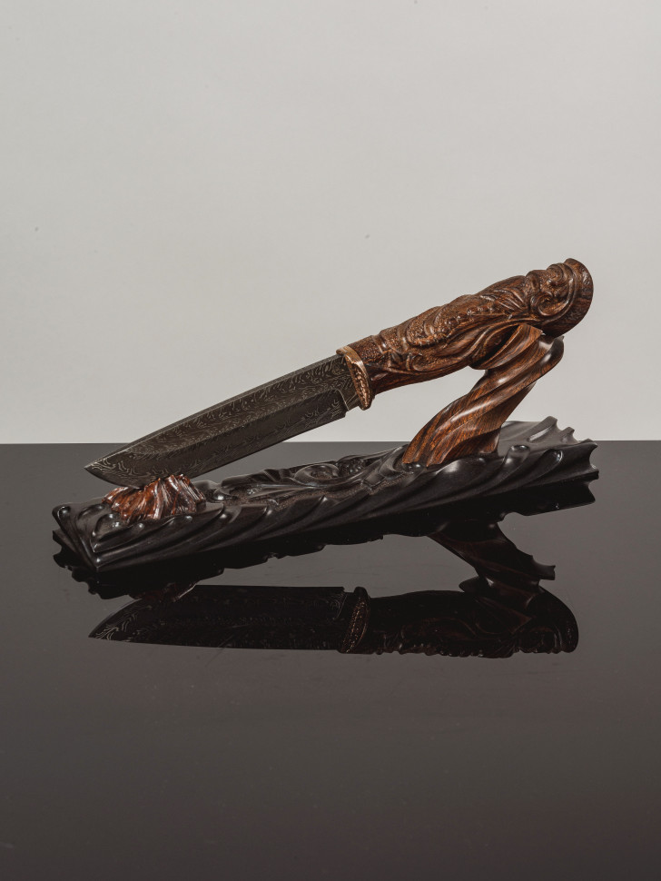 Купить нож с подставкой в подарок Москва с доставкой по России торцевой Дамаск аризонское железное дерево