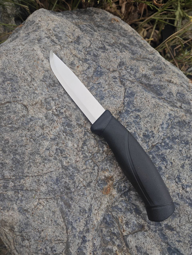 Нож Morakniv Companion Black, нержавеющая сталь, цвет черный, 12141