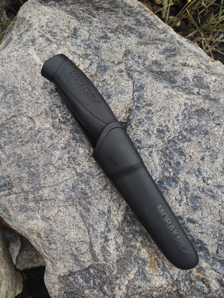 Нож Morakniv Companion Black, нержавеющая сталь, цвет черный, 12141