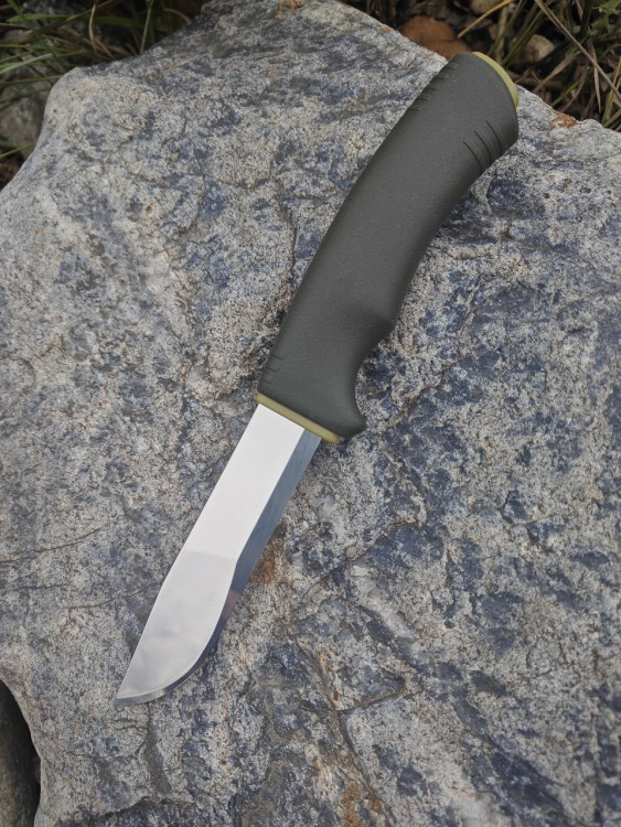 Нож Morakniv Bushcraft Forest, нержавеющая сталь 12493